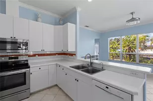 4427 Shark Dr, Bradenton, FL 34208 - Photo 4