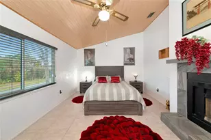 2631 Fiesta Dr, Venice, FL 34293 - Photo 4