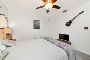 2631 Fiesta Dr, Venice, FL 34293 - Photo 14