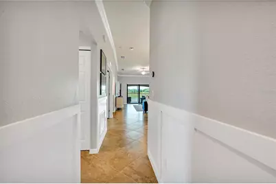 5577 Palmer Circle #201, Bradenton, FL 34211 - Photo 4