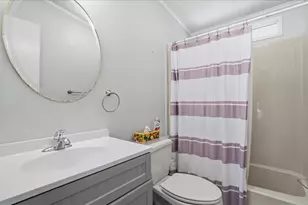 8514 Monarch Pl, Palmetto, FL 34221 - Photo 32