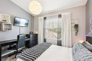 4270 Vicenza Dr, Venice, FL 34293 - Photo 16