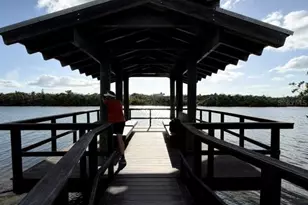 1732 Kestral Park Way S, Sarasota, FL 34231 - Photo 38