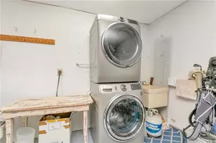 1732 Kestral Park Way S, Sarasota, FL 34231 - Photo 28