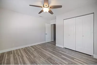 2513 Mineola Way, Sarasota, FL 34239 - Photo 26