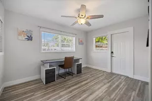 2513 Mineola Way, Sarasota, FL 34239 - Photo 24