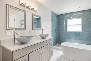 2513 Mineola Way, Sarasota, FL 34239 - Photo 22