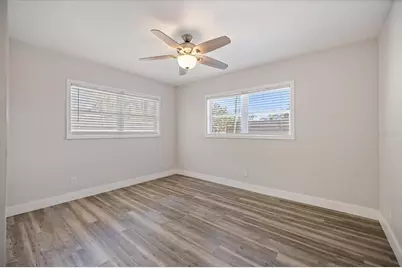 2513 Mineola Way, Sarasota, FL 34239 - Photo 28