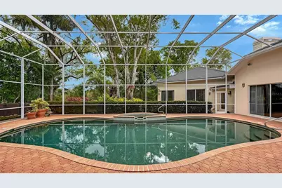 5023 Ashley Parkway, Sarasota, FL 34241 - Photo 8