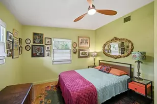 952 46th St, Sarasota, FL 34234 - Photo 16