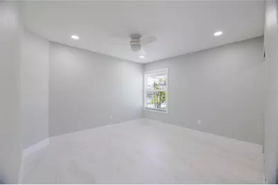 18310 Van Nuys Circle, Port Charlotte, FL 33948 - Photo 32