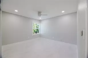 18310 Van Nuys Cir, Port Charlotte, FL 33948 - Photo 28