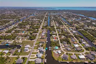 18310 Van Nuys Cir, Port Charlotte, FL 33948 - Photo 88
