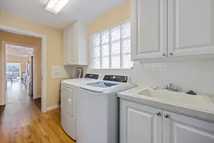 7663 Pesaro Dr, Sarasota, FL 34238 - Photo 40