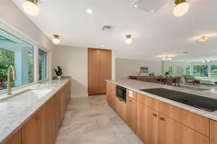 1967 Brookhaven Dr, Sarasota, FL 34239 - Photo 18