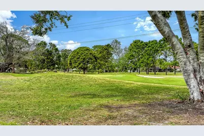 1967 Brookhaven Drive, Sarasota, FL 34239 - Photo 48