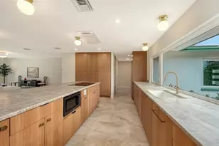 1967 Brookhaven Dr, Sarasota, FL 34239 - Photo 16