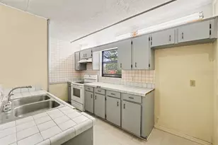 960 Lake Cove Trail, Lakeland, FL 33813 - Photo 28