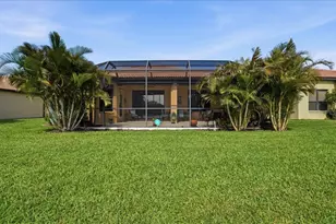 8205 Stirling Falls Cir, Sarasota, FL 34243 - Photo 54