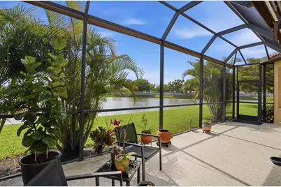 8205 Stirling Falls Circle, Sarasota, FL 34243 - Photo 44