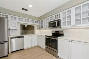 4518 S Ascot Circle, Sarasota, FL 34235 - Photo 10