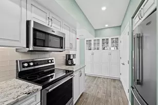 2020 Harbourside Dr, Longboat Key, FL 34228 - Photo 24