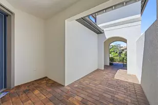 17039 Hampton Falls Terrace, Bradenton, FL 34202 - Photo 6