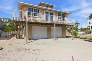 2806 Gulf Dr, Holmes Beach, FL 34217 - Photo 32