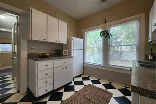 2121 7th Ave W, Bradenton, FL 34205 - Photo 10