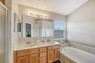 6122 Blue Runner Ct, Lakewood Ranch, FL 34202 - Photo 22