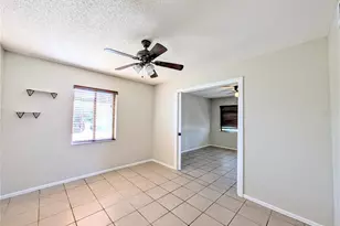1122 68th Ave Dr W, Bradenton, FL 34207 - Photo 12