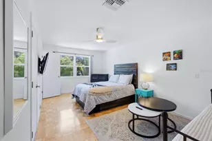 2538 Trinidad St, Sarasota, FL 34231 - Photo 42