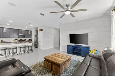 7434 35th Lane E, Sarasota, FL 34243 - Photo 10