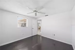 2546 Parma St, Sarasota, FL 34231 - Photo 44