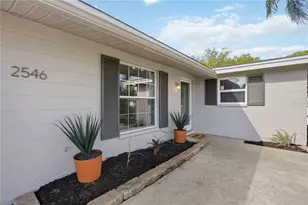 2546 Parma St, Sarasota, FL 34231 - Photo 6