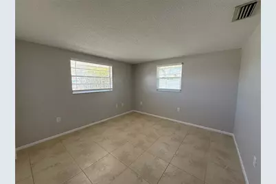 450 Briarwood Road, Venice, FL 34293 - Photo 6