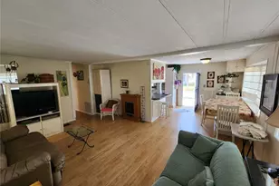 305 Batan Ct, Bradenton, FL 34207 - Photo 6