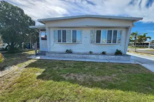 305 Batan Ct, Bradenton, FL 34207 - Photo 1