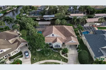 4620 Swordfish Drive, Bradenton, FL 34208 - Photo 2