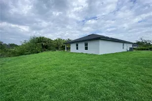 2643 Orchard Cir, North Port, FL 34288 - Photo 16