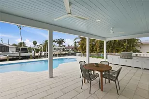 680 Key Royale Dr, Holmes Beach, FL 34217 - Photo 42