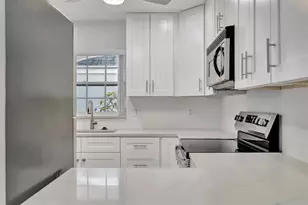 9819 Hernando Ct, Bradenton, FL 34210 - Photo 16