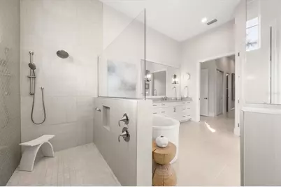 8465 Pavia Way, Lakewood Ranch, FL 34202 - Photo 40