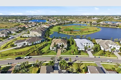 8465 Pavia Way, Lakewood Ranch, FL 34202 - Photo 2
