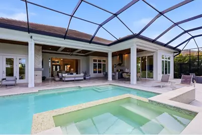 8465 Pavia Way, Lakewood Ranch, FL 34202 - Photo 14