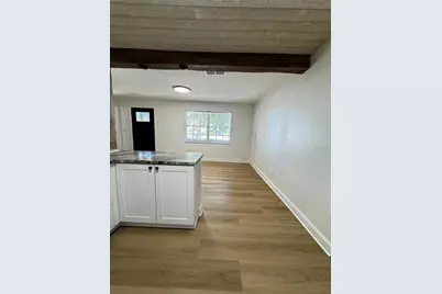 3008 Hillview Street, Sarasota, FL 34239 - Photo 6