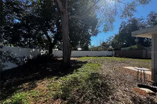 3008 Hillview St, Sarasota, FL 34239 - Photo 24