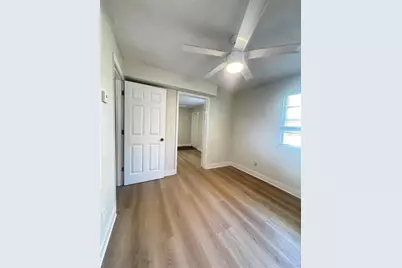 3008 Hillview Street, Sarasota, FL 34239 - Photo 24