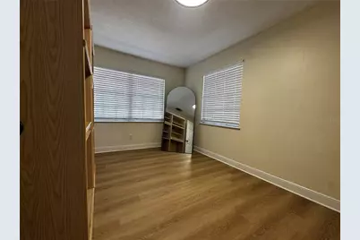 3008 Hillview Street, Sarasota, FL 34239 - Photo 14