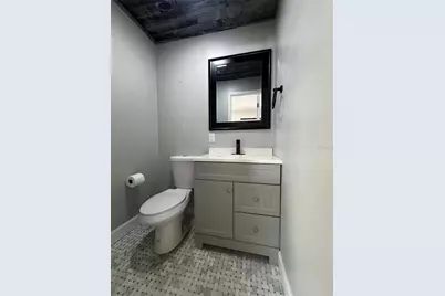 3008 Hillview Street, Sarasota, FL 34239 - Photo 12